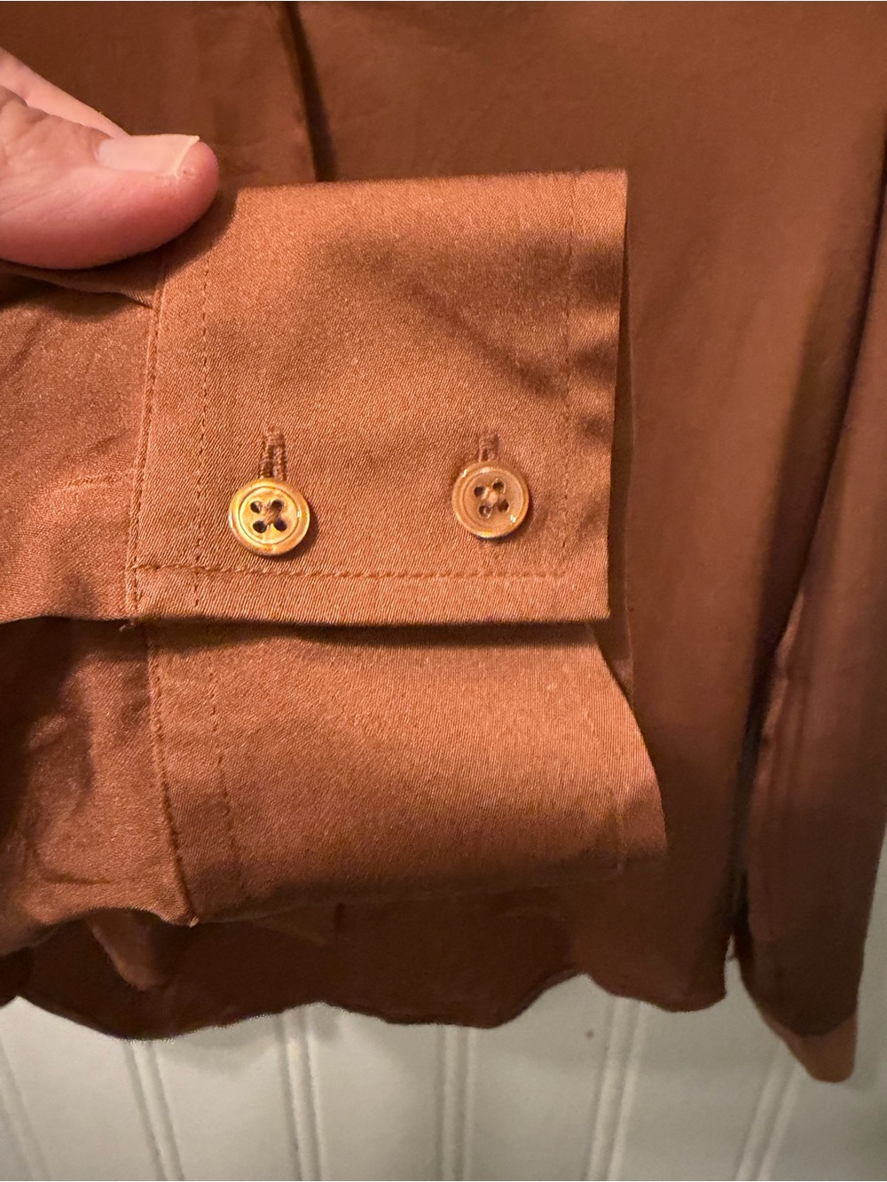 Quince Womens M 90% Silk Stretch Button Down Shirt Copper Brown High Low - Picture 8 of 11